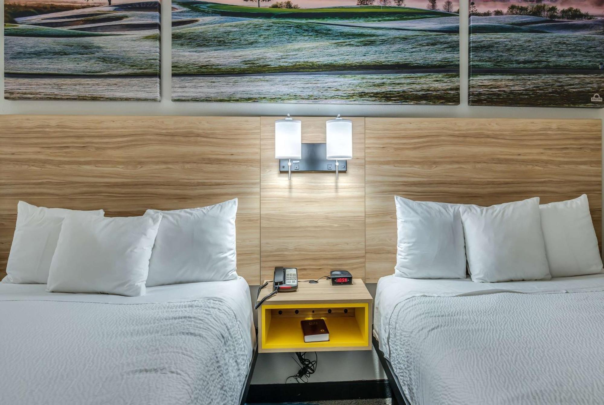 Days Inn & Suites By Wyndham Prattville-Montgomery Екстериор снимка